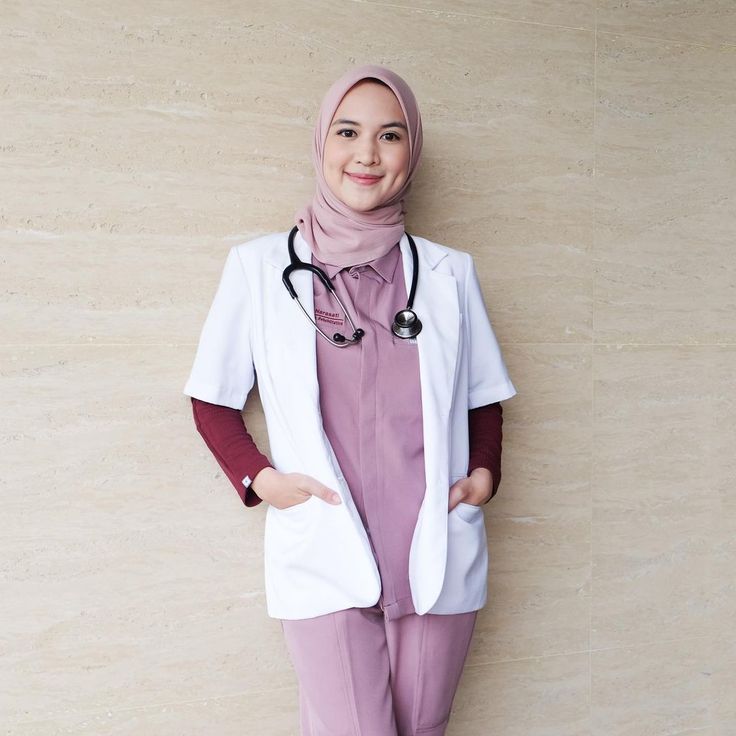 Dr. Sarah